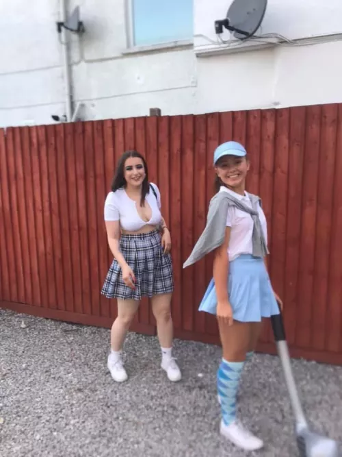 Busty and petite friends [2] by Electrical_Kick6737