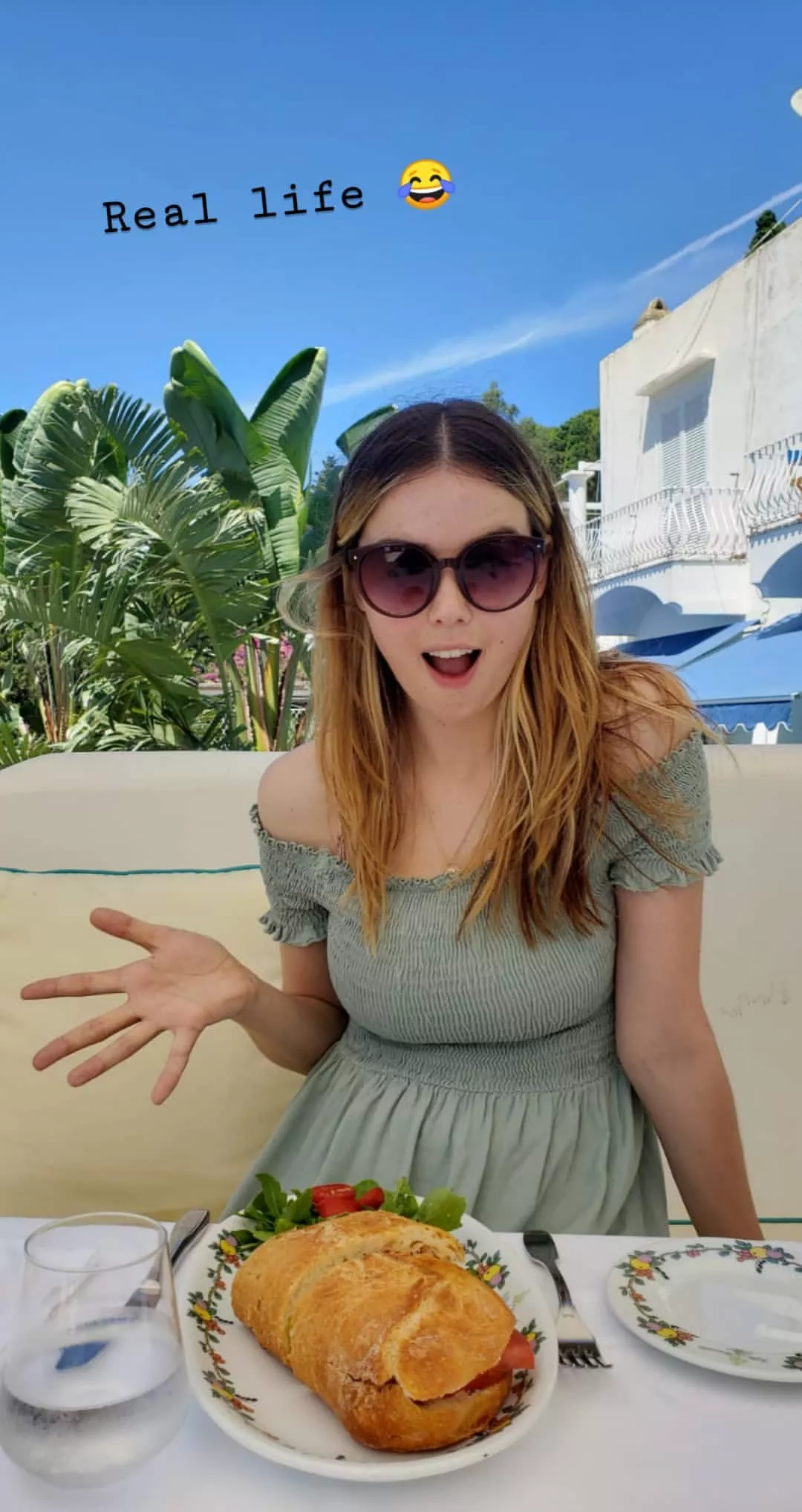 Busty posted by superlazydude