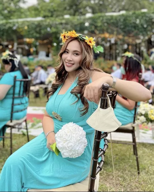 Busty bridesmaid by freelancepackage