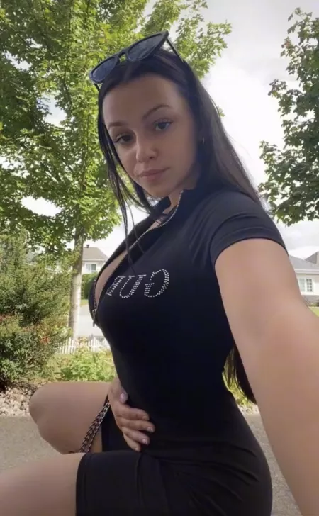 Busty doll by popingtarts