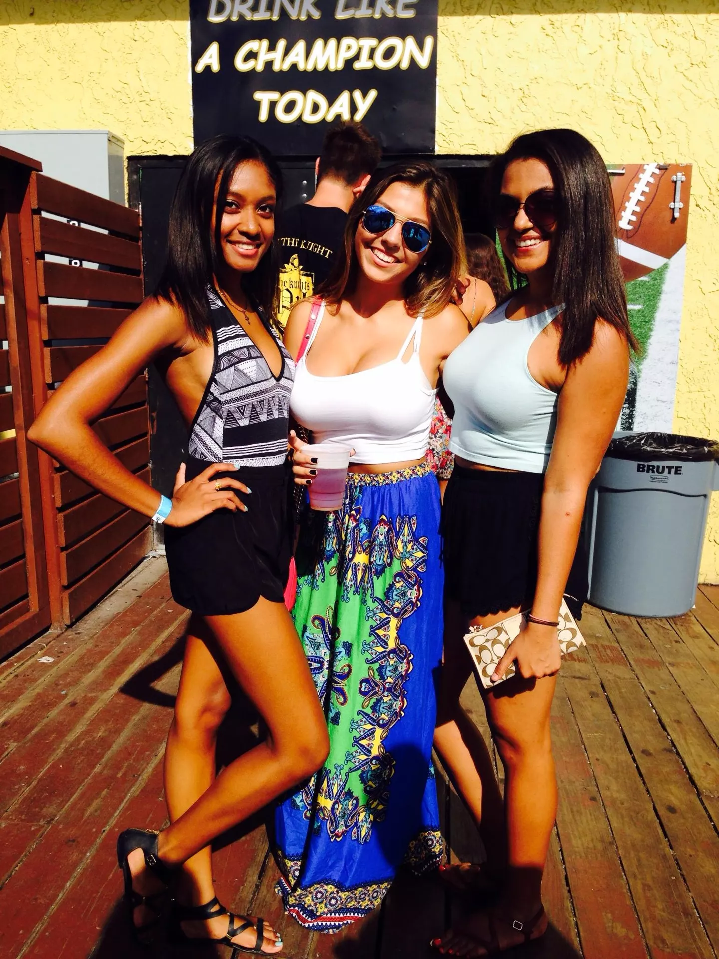 Busty White Tanktop posted by aabbccdefg