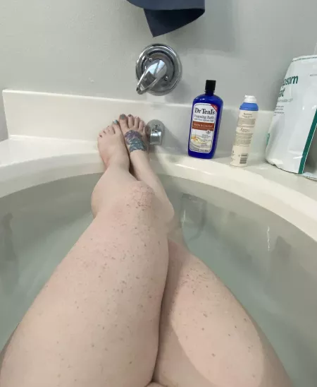 But I need your lips on mine by sassyginger02