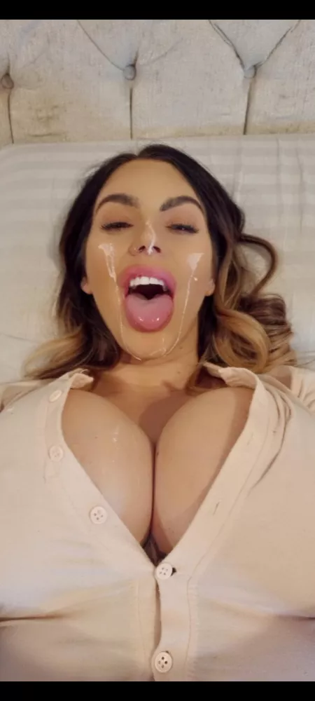 Buttons stronger than my life by GoddessCxx