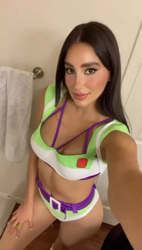 Buzz irtr by sofcalb