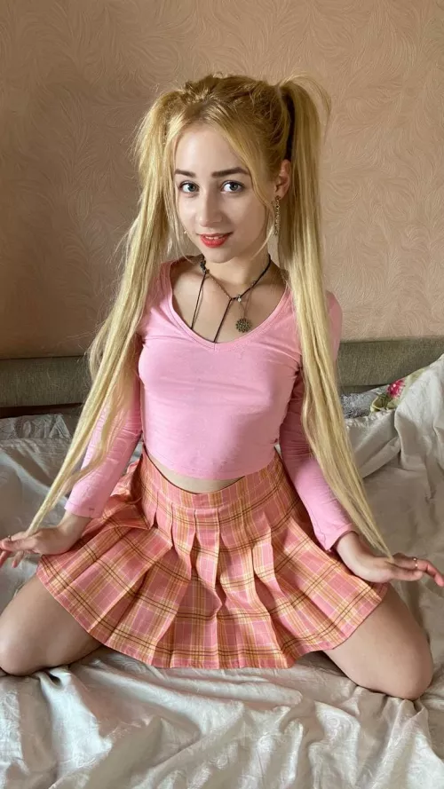 Call me on SnapChat and let me show you how I fuck the shit out of my Tight Pussy 😱💦 Message me on my FREE VIP ONLYFANS, link in comments 👇 by alexa9x