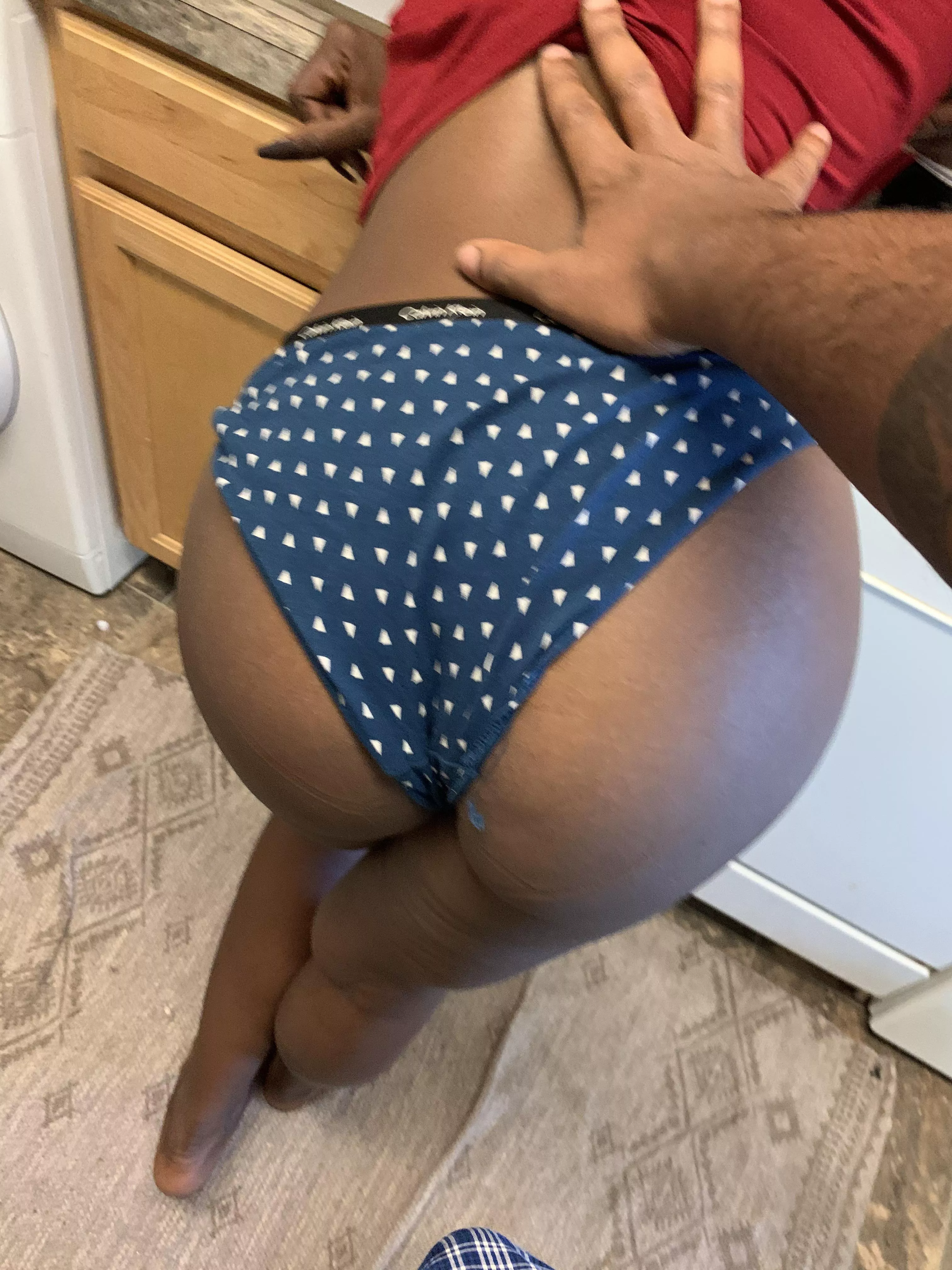 Calvin Queen posted by fffensterln