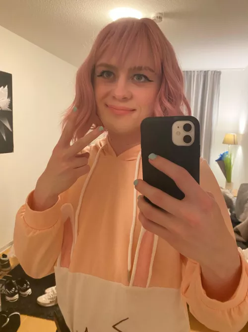 Came out to my parents and they love and support me 🏳️‍⚧️💕 by Medical_Performance2