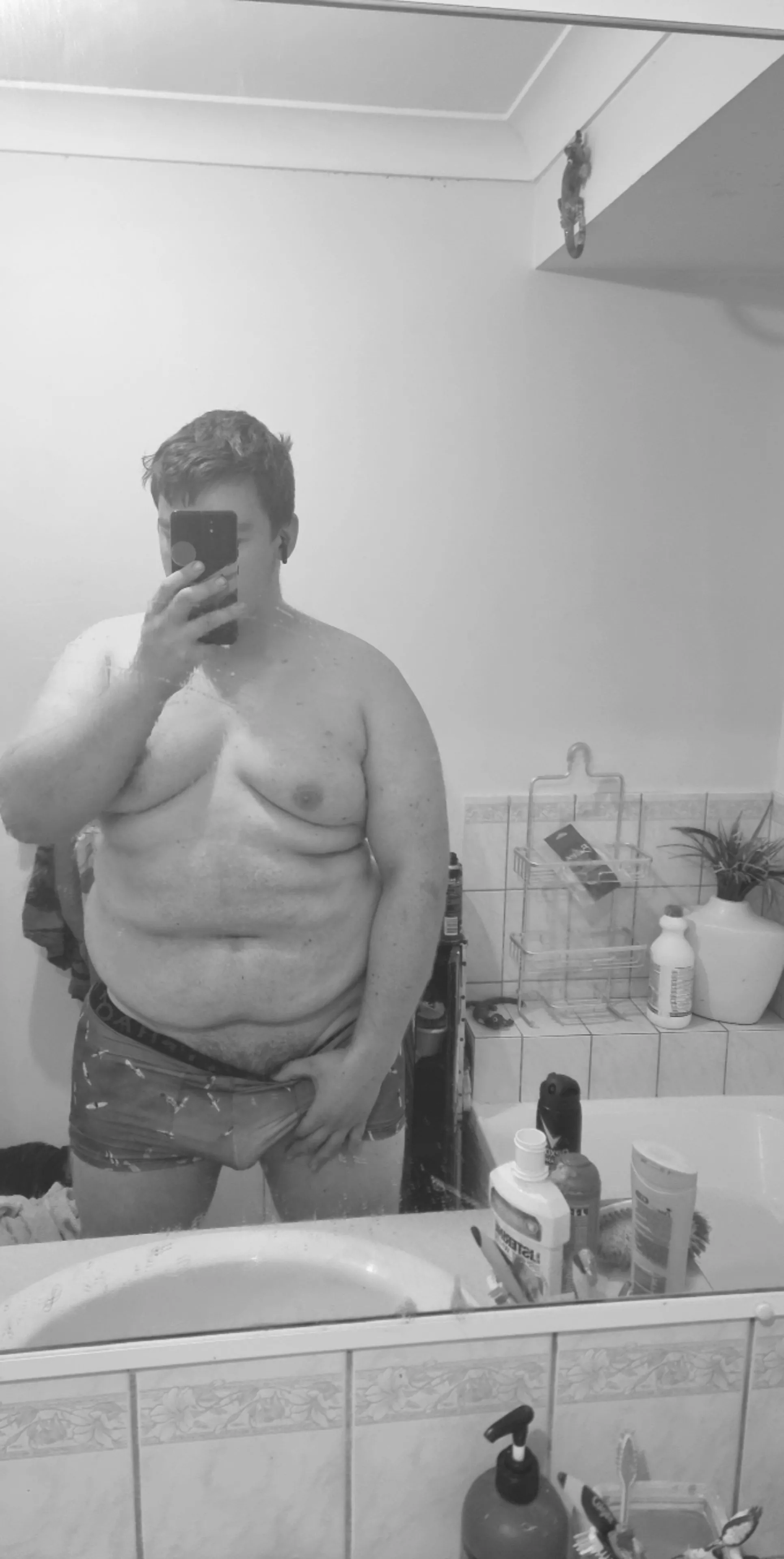 Can a chubby guy like me be a tease aswell? 😋😏 posted by Youngdudedadbod6