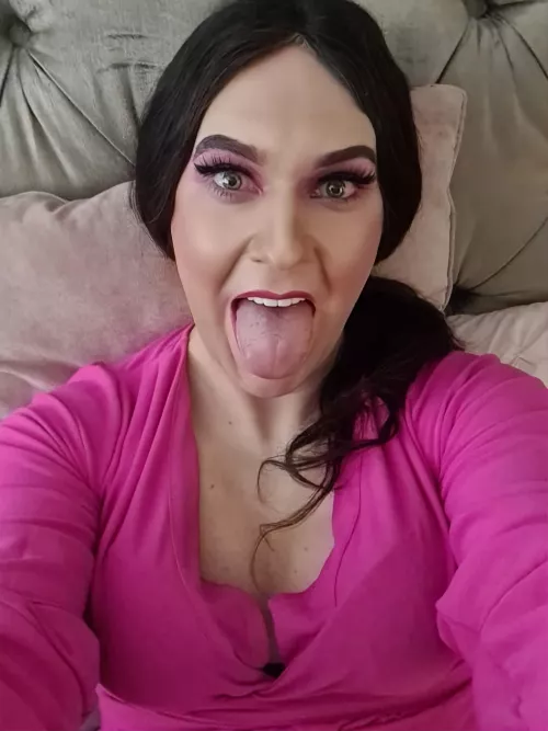 Can anybody caption me???? by mel19915477