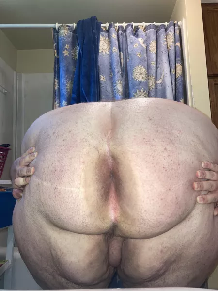 Can anybody handle this big virgin ass 🤫 by bbclovingfatwhiteboy