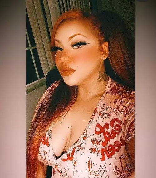 Can anyone caption my mistress by sir_baked