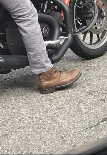 Can anyone identify this boot or boot brand? Thank you! by and_ewr