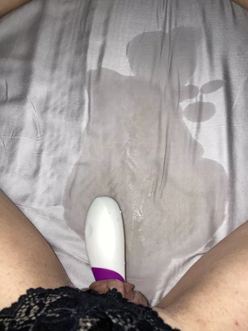 Can anyone make this slutty pussy squirt like this? Any married cock? (F) by HottestPussyinPearls