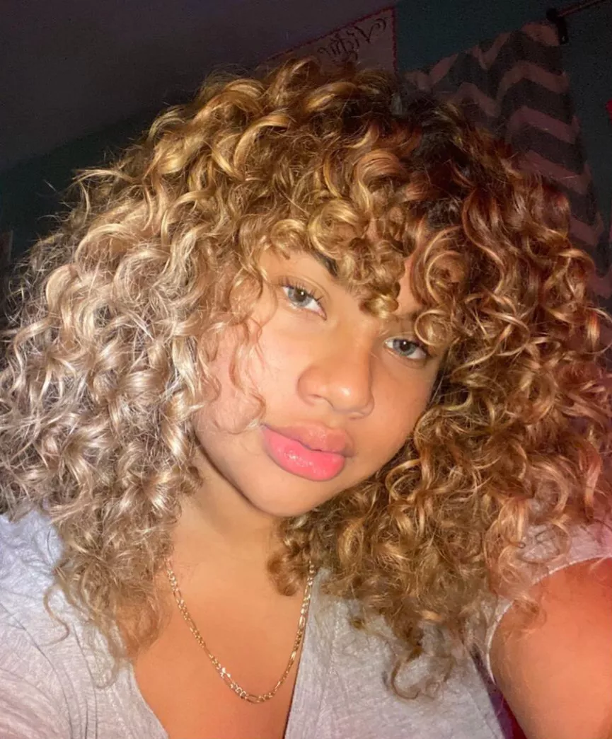 can anyone tribute my gf? (18) posted by Creamcorn2