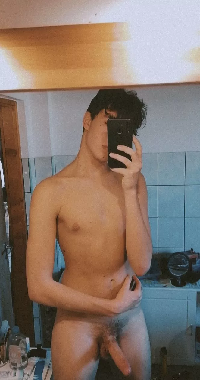 Can I be ur own lil slut? 🥵 posted by Koppany_2002