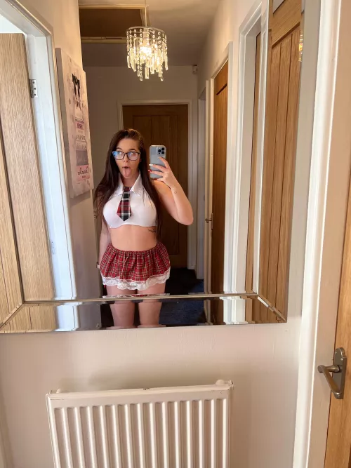 Can I be ur slutty student? F21 by tiffanymaydiaz101