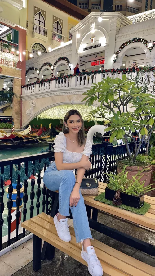 can i be ur TS girlfriend? 🤍 by Opening_Equipment81