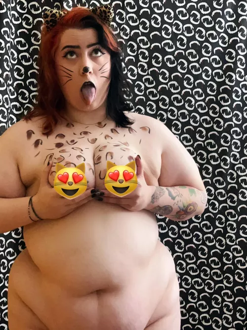 Can I be your catgirl?🖤 Check out my FREE OnlyFans to see the full nude set and more 🥀 Daily posts, dick ratings, sexting, & no PPV 🦇 Link in comments 🕸 by bigboilacroix69