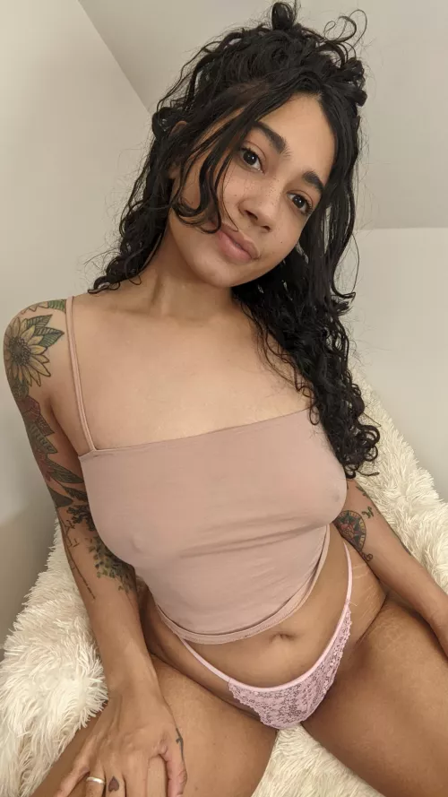 Can I be your cute slutty girlfriend? by TarooRooot