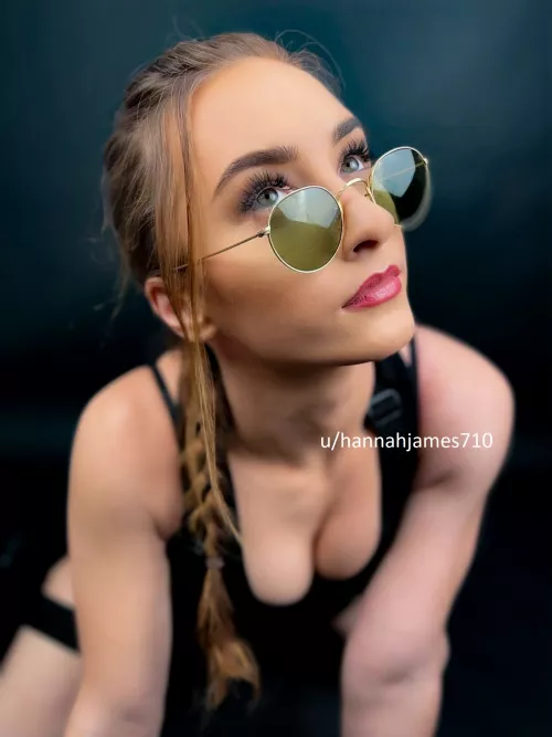 Can I be your favorite Lara? [f] [SELF] [OC] by hannahjames710