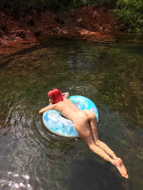 Can I be your lifebuoy? by yummyneko