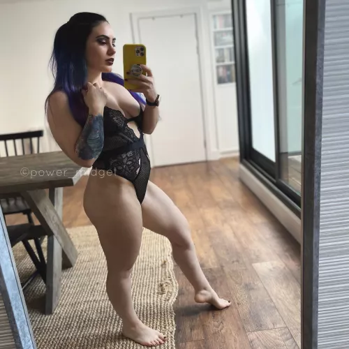 Can I be your morning snack? 🥺 by power_midget