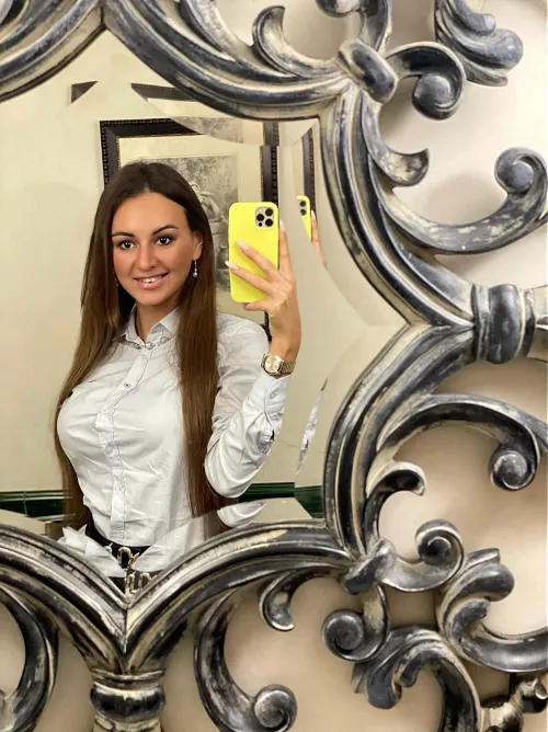 Can I be your new secretary? by Tamara_Sunshine