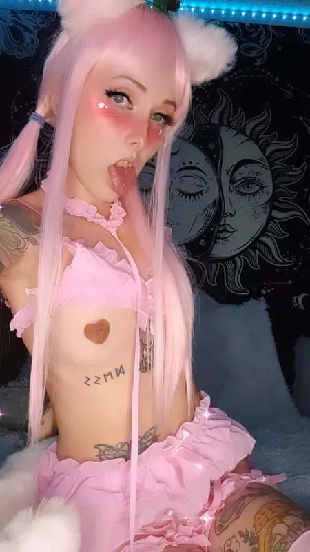 Can i be your pet ? by XxKittenxX4521