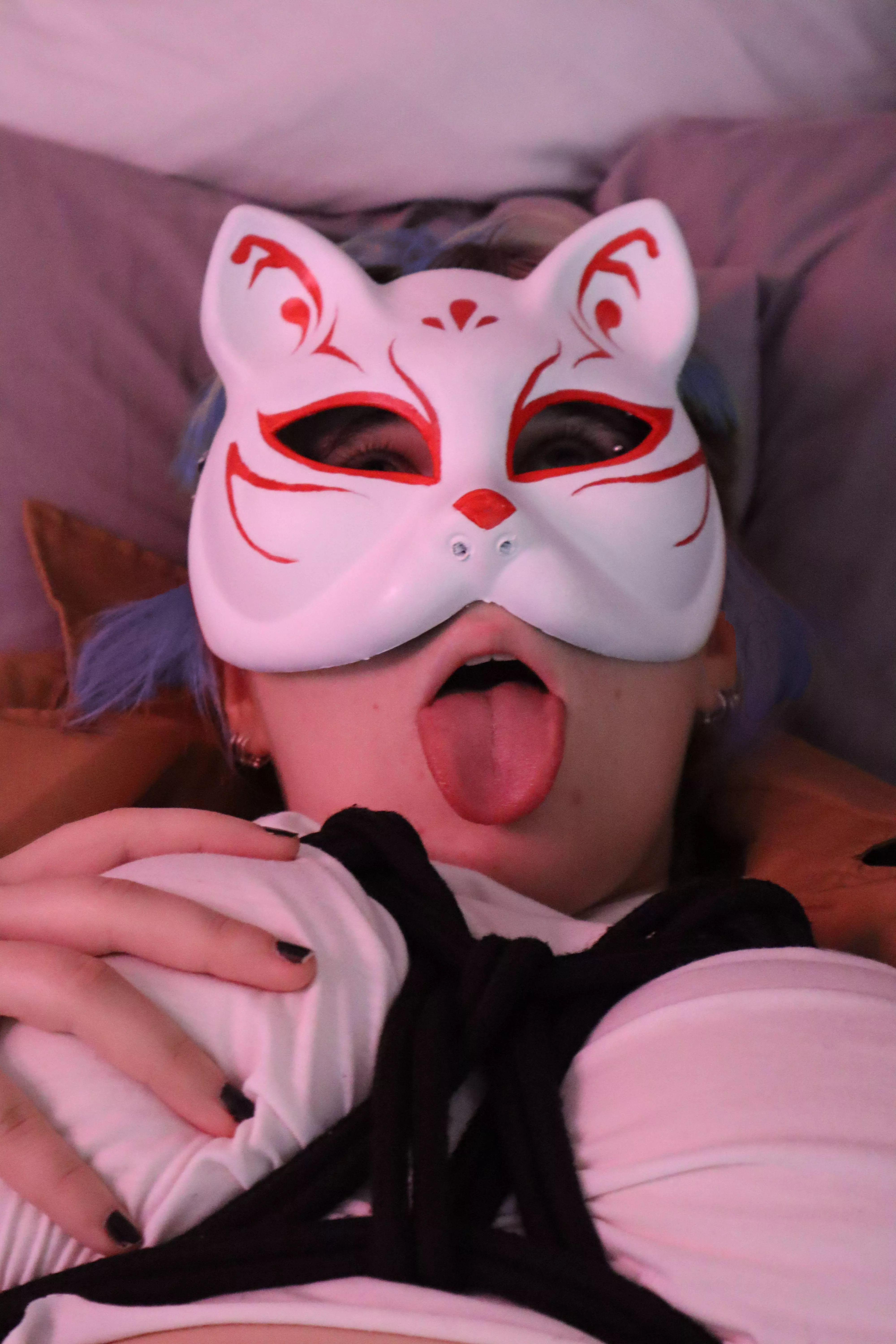 Can I be your rope kitten? posted by NyxFerret