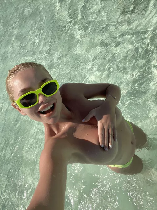 Can I be your russian girlfriend? by SarangBol