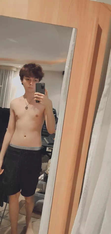 Can I be your Twink? 😊 by twinkboy2002