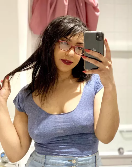 can i distract you this weekend? by phoenixgrrrrl