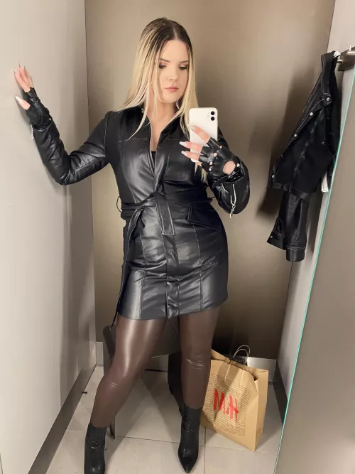 Can i dominate someone in this ? by Navlia