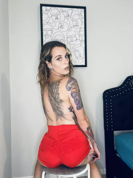 Can I get a little love here by bdsmqueen1993