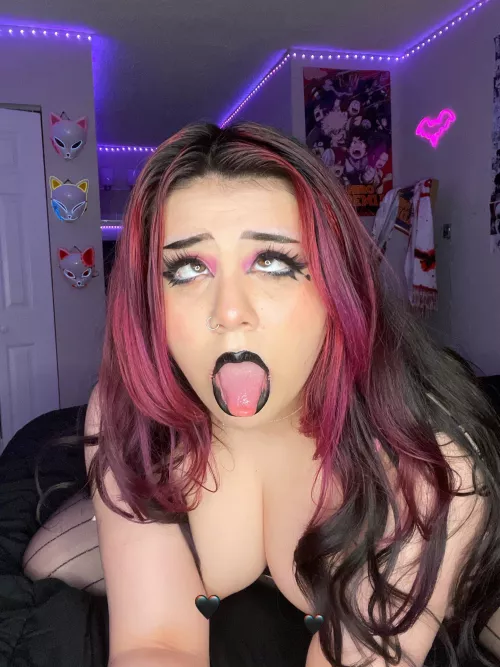 Can I have your load daddy? 🥺 by gothicccbaby89