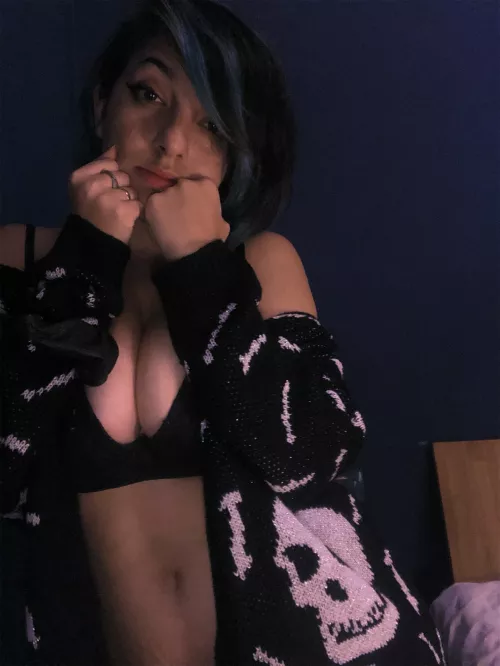 Can I have your t-shirt please? by Ottie_Ghoul