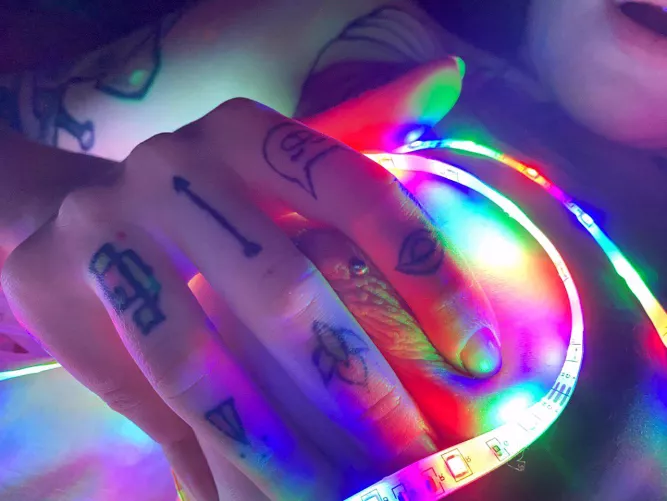 Can I help you cum darling by nooa98