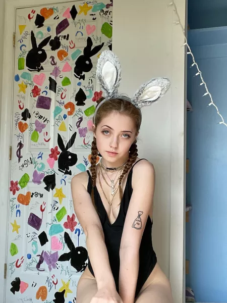 Can I hop up onto your lap ?🥺 by bussdownbella