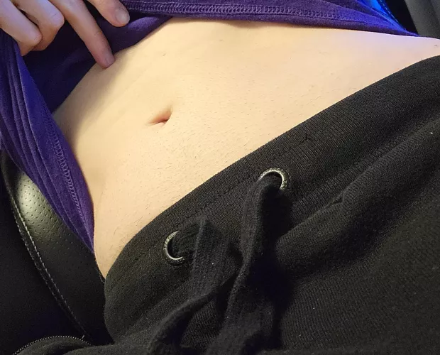 Can I interest you in breakfast in bed with your 5'3 105lb twink? by YourSmolGuy