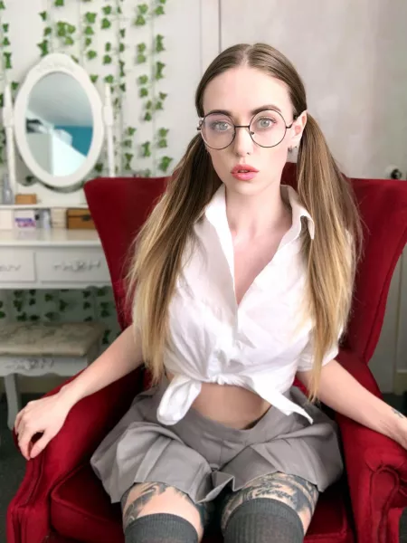 Can I keep the round frames on? 💝 by highlandbunny