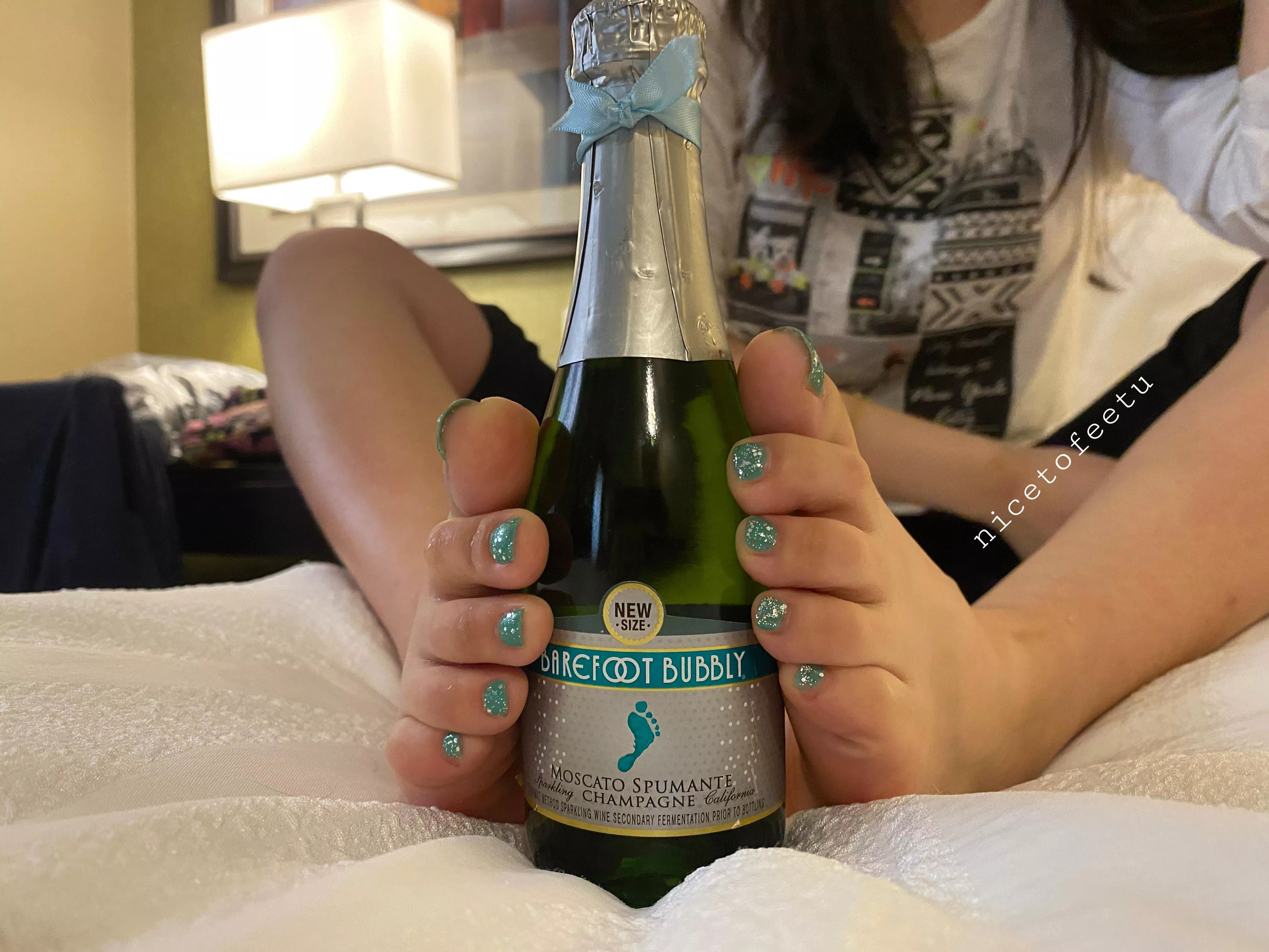 Can I pop you like this champagne? 🍾 😏 posted by nicetofeetu