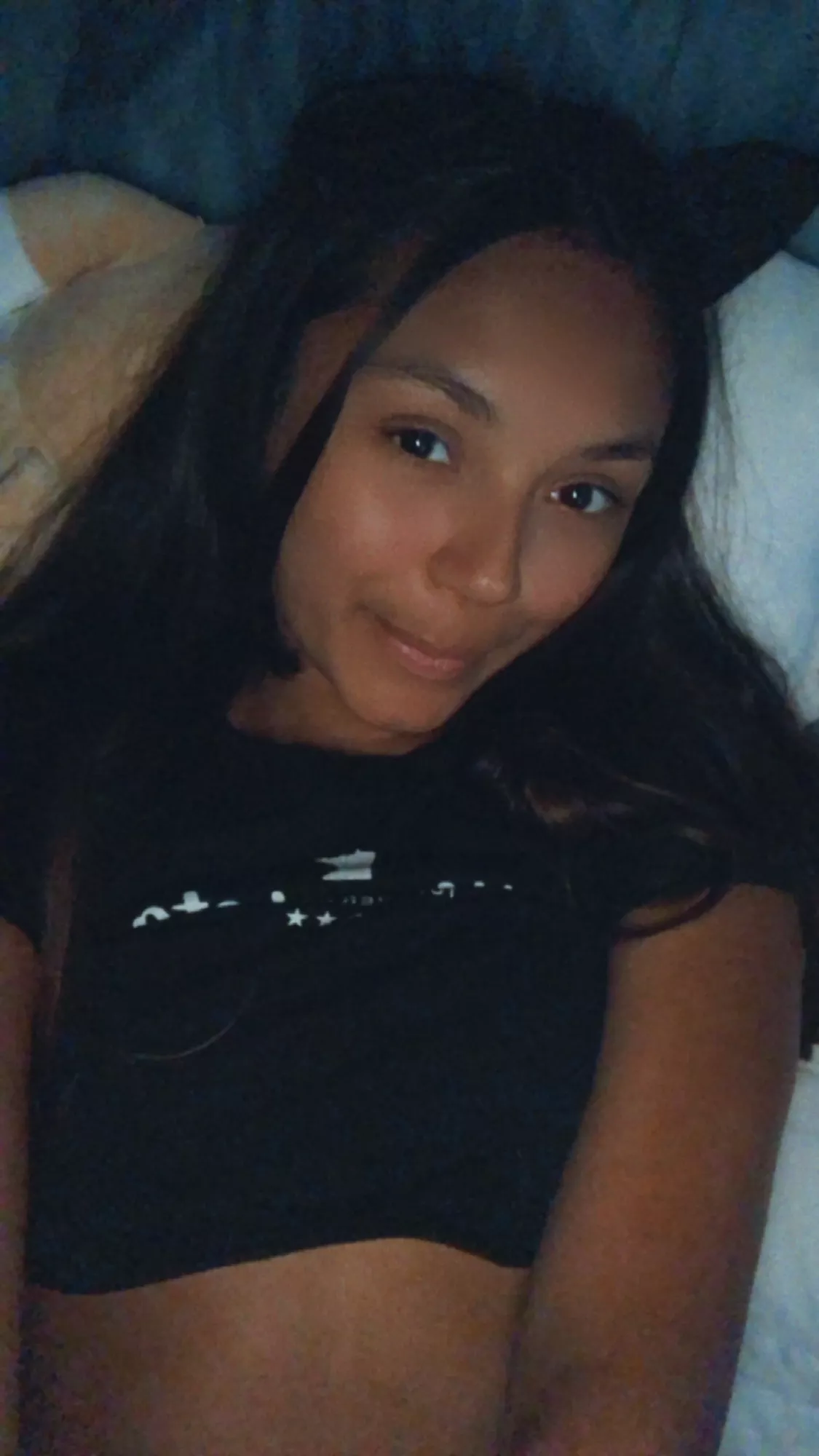 Can I pull off no makeup 🥺 posted by LittleMikaSky