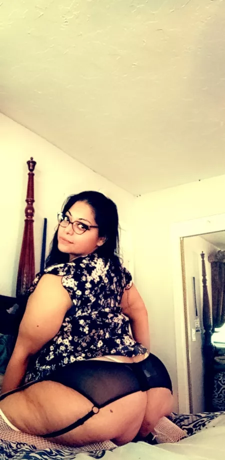 Can I sit on you. by gizmo821982