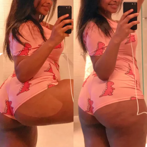 Can I sit on your face please? by solangextt_