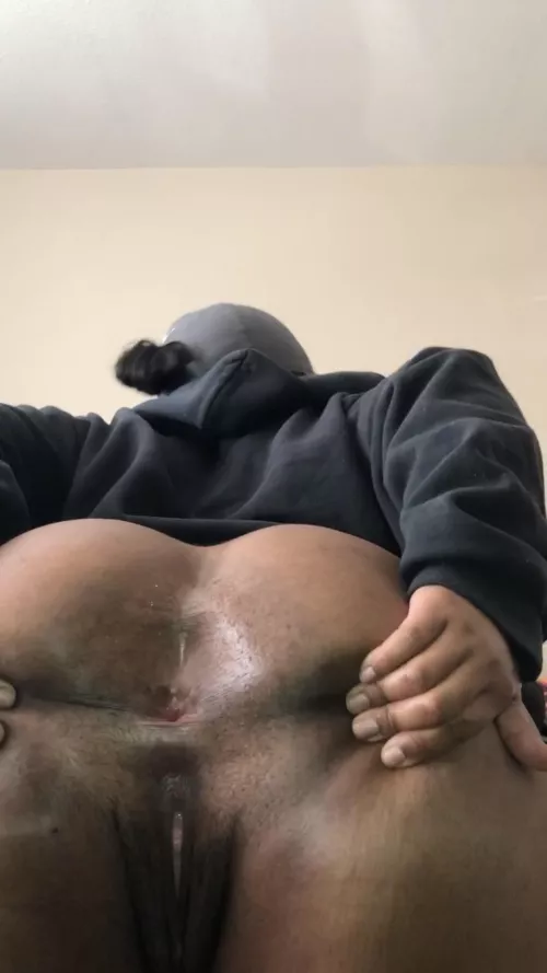 can I spread my ass in your face daddy?