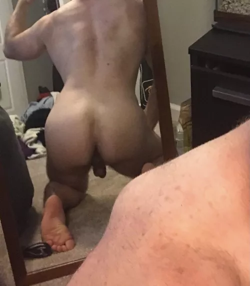 Can I tempt you? by ApolloMarshmallow