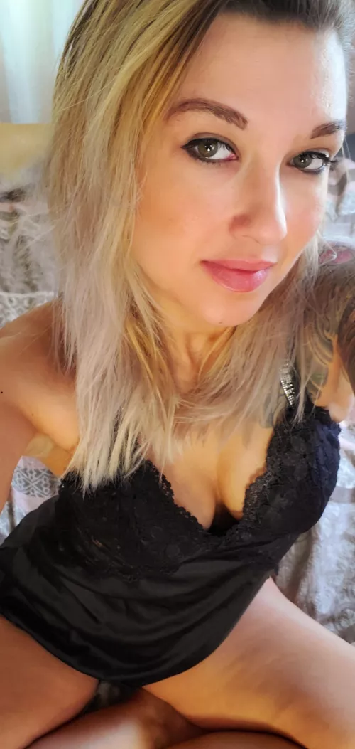 Can I turn you on ? by NicolePearl