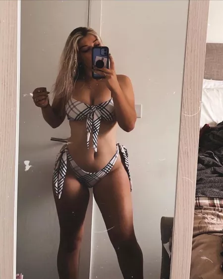 Can someone cum trib this teen by Slow-Ad-8922