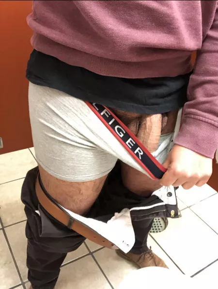 Can someone help me out? by carlosgarza6969