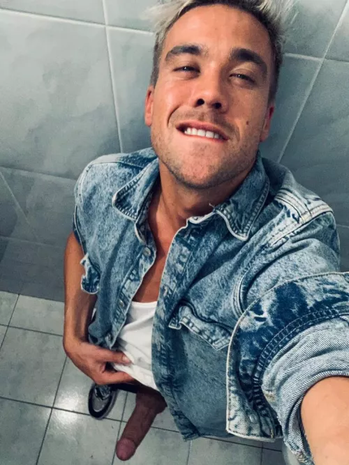 Can someone help me put on my pants? 🙈 by Zenzarro